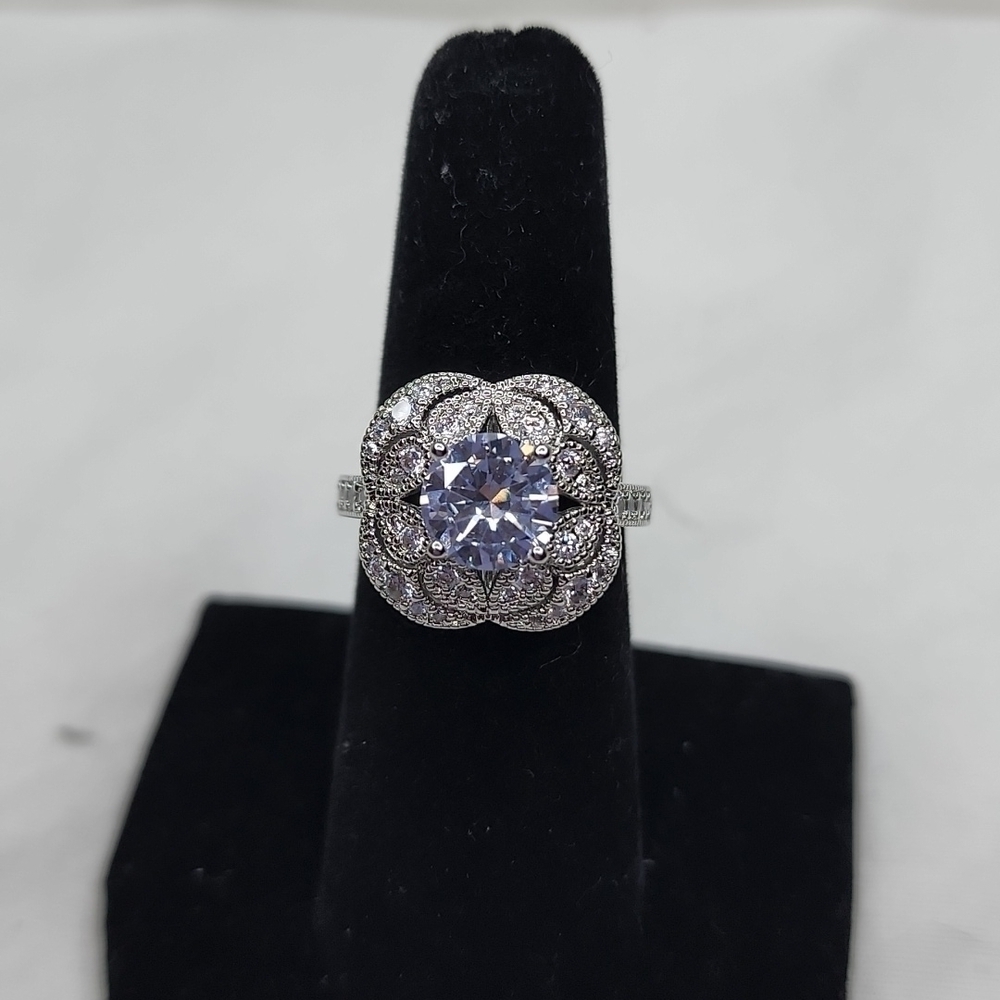 🎄NWT ART DECO DIAMOND RING🎄